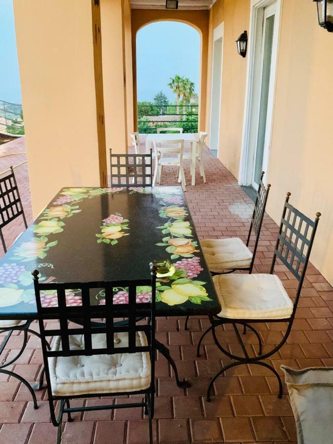 B&B Villa Etelka Aci Castello Zewnętrze zdjęcie